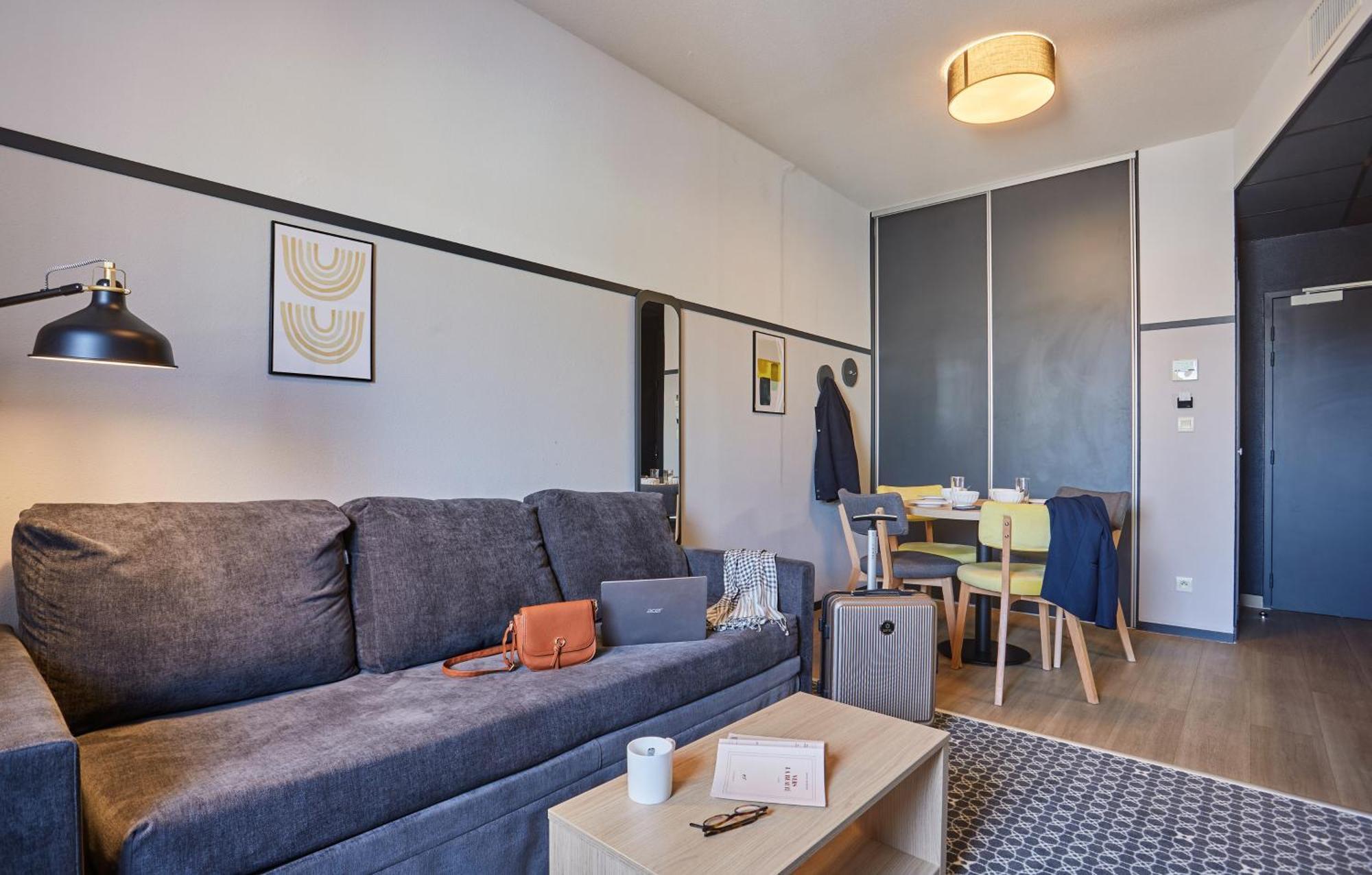 Appart'Hotel Odalys City - Bioparc Lyon Est Εξωτερικό φωτογραφία