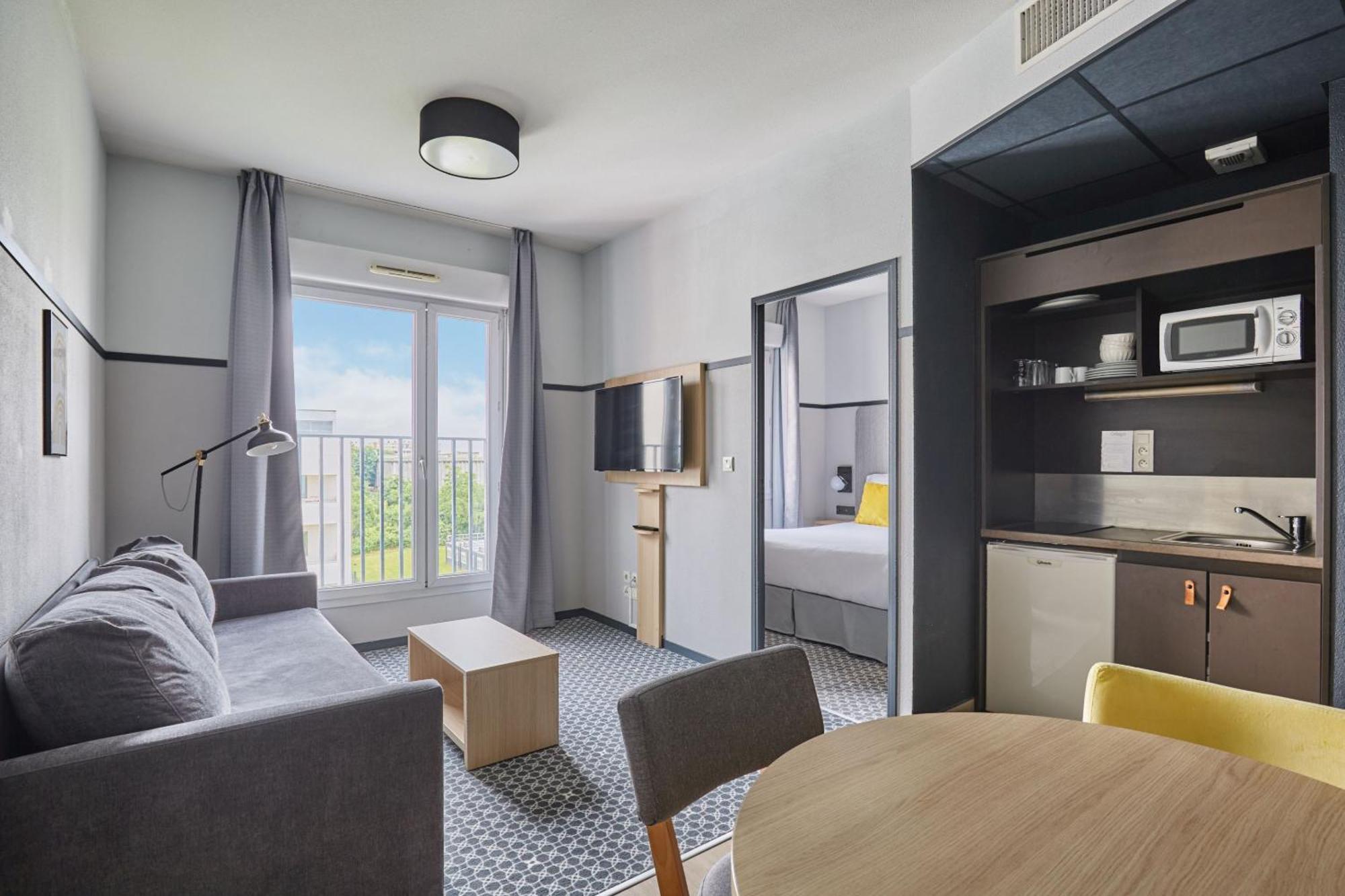 Appart'Hotel Odalys City - Bioparc Lyon Est Εξωτερικό φωτογραφία